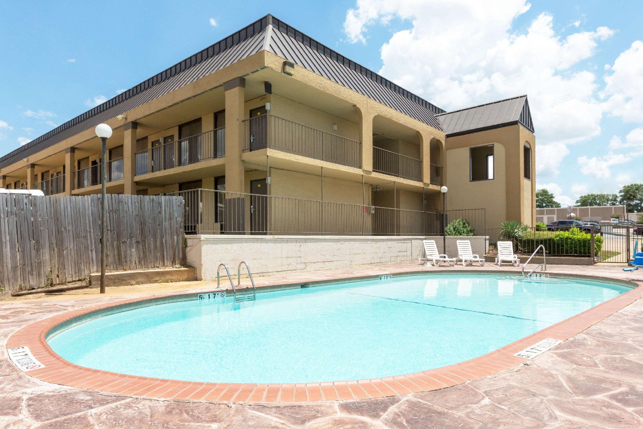 Super 8 By Wyndham Longview/North Motel Ngoại thất bức ảnh