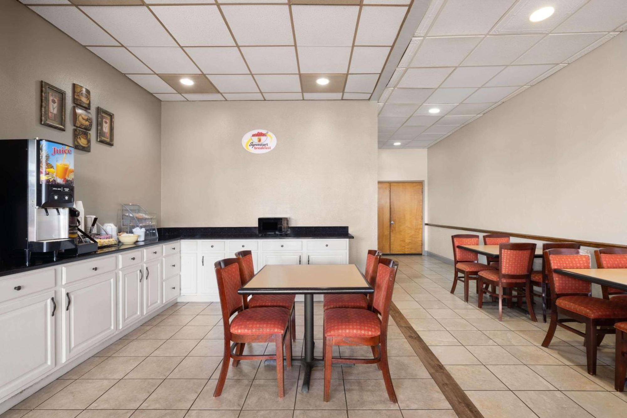 Super 8 By Wyndham Longview/North Motel Ngoại thất bức ảnh