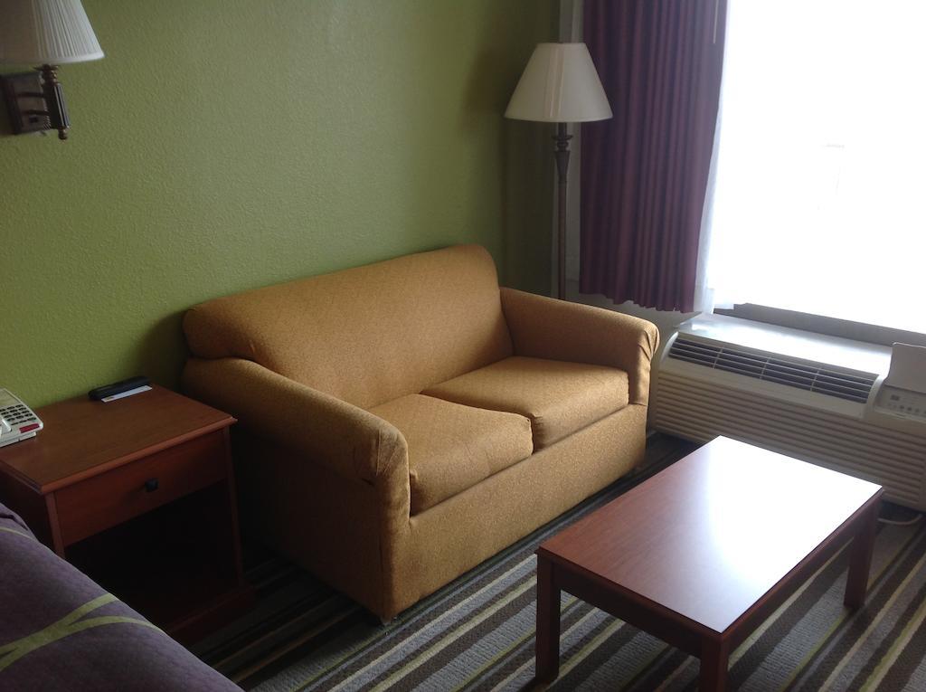 Super 8 By Wyndham Longview/North Motel Ngoại thất bức ảnh