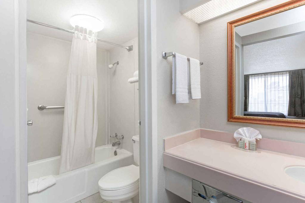 Super 8 By Wyndham Longview/North Motel Ngoại thất bức ảnh